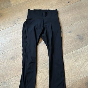 Black lululemon pants size 4
